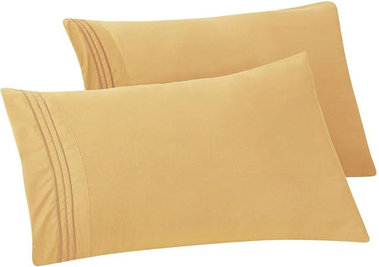 Elegant Comfort Solid Pillowcases 1500 Premium Hotel Quality Microfiber - Smooth Weave, Wrinkle and Stain Resistant, Easy Slip-On, 2-Piece Set, King Pillowcase, Gold