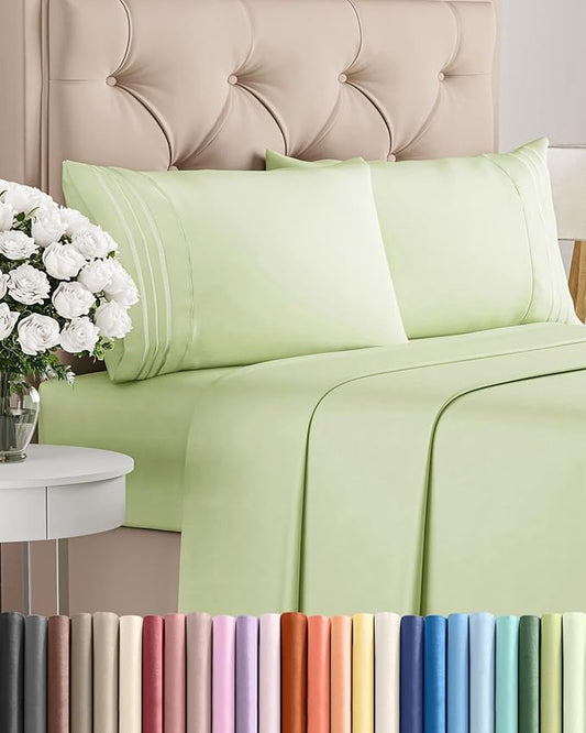 Full Size 4 Piece Sheet Set - Comfy Breathable & Cooling Sheets - Hotel Luxury Bed Sheets for Women & Men - Deep Pockets, Easy-Fit, Soft & Wrinkle Free Sheets - Light Sage Green Oeko-Tex Bed Sheet Set