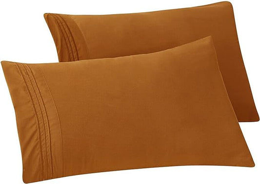 Elegant Comfort Solid Pillowcases 1500 Premium Hotel Quality Microfiber - Smooth Weave, Wrinkle and Stain Resistant, Easy Slip-On, 2-Piece Set, Standard/Queen Pillowcase, Bronze