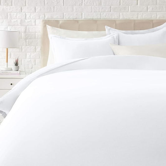 Amazon Basics Lightweight Microfiber 3 Piece Duvet Cover Set with Zipper Closure, King, Bright White