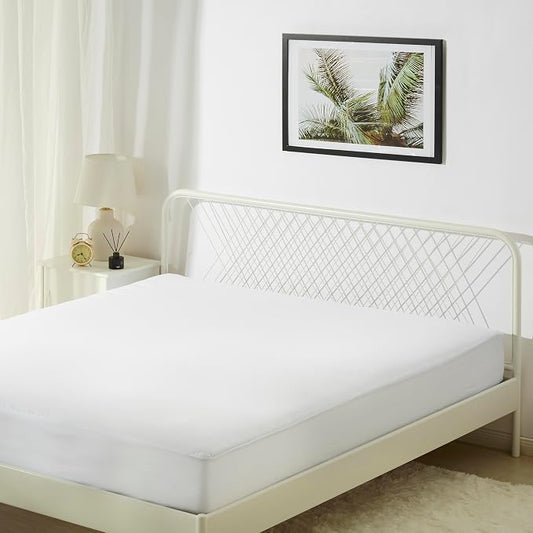 Amazon Basics Waterproof Mattress Protector, Bed Bug and Dust Mite Barrier, King, White