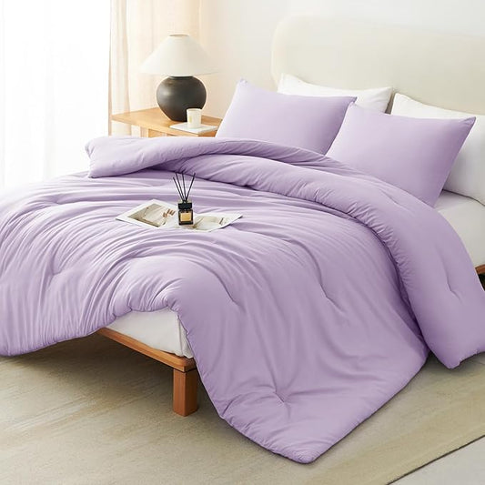 CozyLux Lavender King Size Comforter Set, 3 Pieces Light Purple Solid Breathable Quilted Bedding Sets, Luxury Fluffy Soft Bed Set with Down Alternative Comforter and 2 Pillowcases for All Season