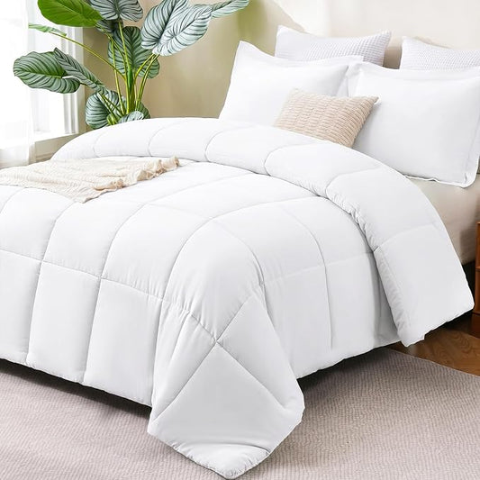 CozyLux Oversized King Comforter Set, 270GSM White Bedding Sets for All Seasons, 3 Pieces 120x98 Bed Set with 1 Down Alternative Comforter and 2 Pillow Shams, Soft, Lightweight, Breathable