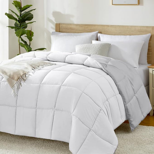 Homelike Moment Comforters Queen Size - Grey Duvet Insert Down Alternative Bed Queen Comforter, Lightweight Bedding Comforter Full Size Quilted Soft All Season Reversible White/Light Gray