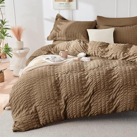 HYMOKEGE Brown Duvet Cover Queen Size, Ultra Soft 3-Piece Seersucker Duvet Cover Set with Zipper Closure, Soft Brushed Microfiber Bedding Set with 8 Corner Ties (90"x90", 2 Pillowshams)