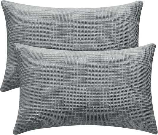 BEDELITE Flannel King Size Pillow Cases Set of 2, Decorative Waffle Weave Fleece Pillowcasess with Zipper for Bedroom, Sofa, Luxury Cozy Pillow Shams for All Seasons(20x40 Inches, Grey-Waffle)